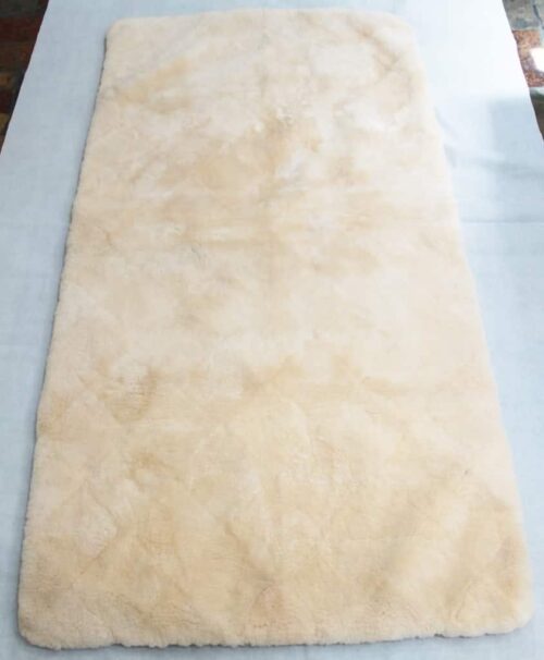 Ozwool Regular Medical Sheepskin Bed Underlay 1 - Extra Long Sheepskin Yoga Mat - Rectangle Lambskin Yoga Mat - Ozwool.com.au Australian Sheepskin Products